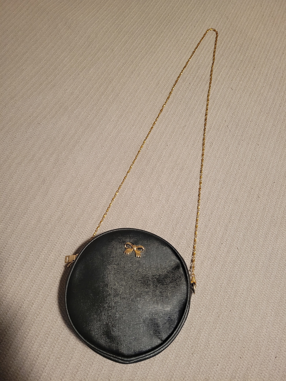 Black Round Crossbody Bag with Gold Chain